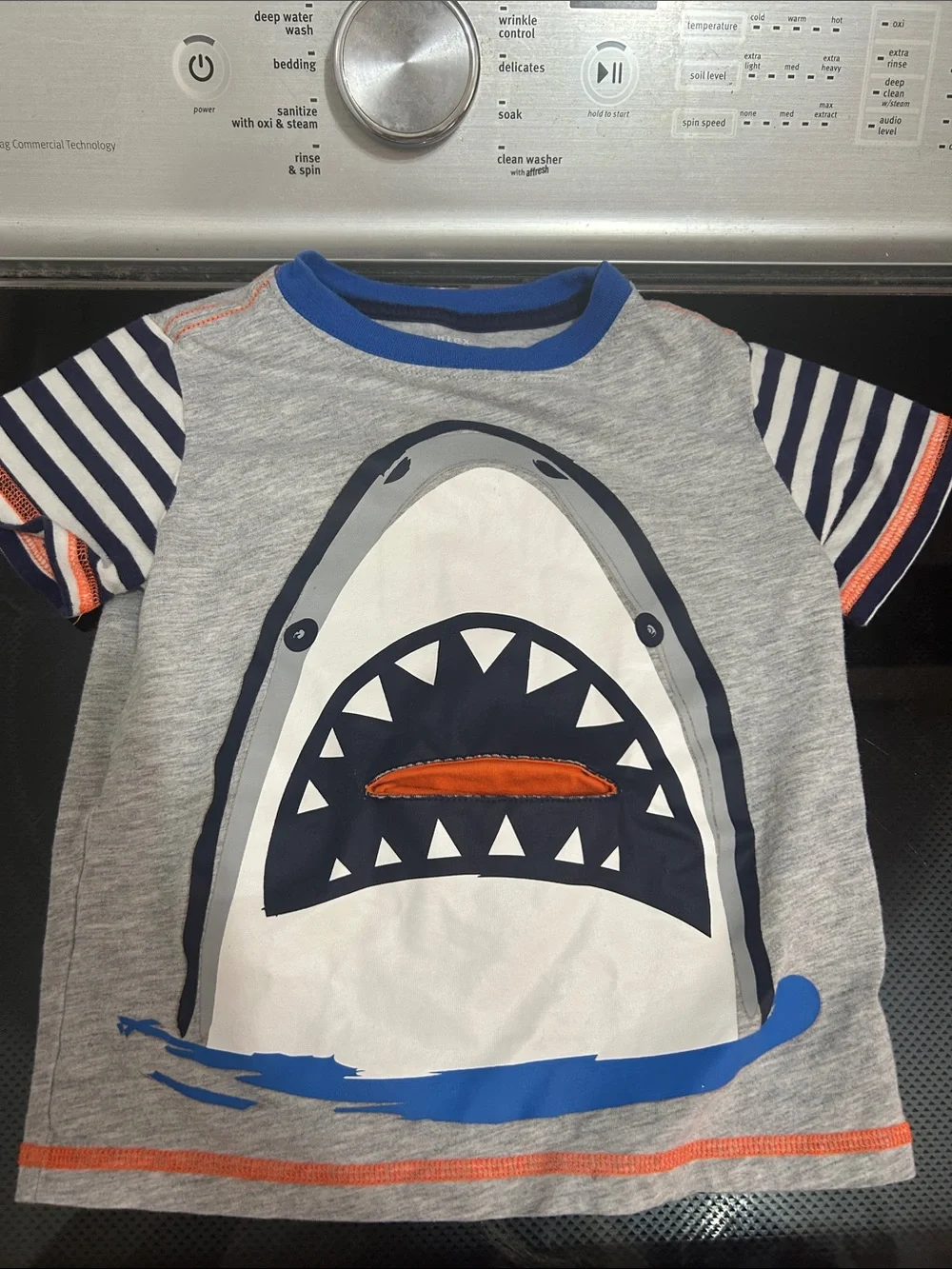 Boys 4t shark mouth pajama top shirt